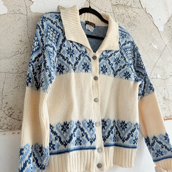Nordic Wool Cardigan North Cape Sweater Shawl Made in Norway Fair Isle Vintage - Picture 1 of 7